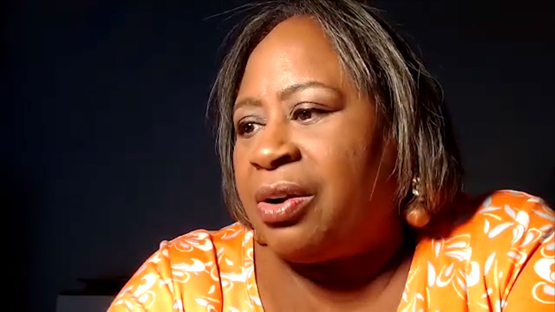 SolomonGlover, Diana ¡COLORES!