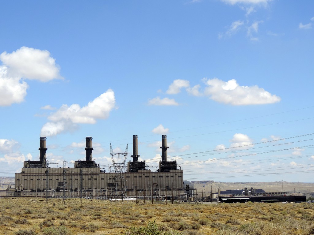 San Juan Generating Station, 2014 (Credit: WildEarth Guardians, via Flickr Creative Commons)