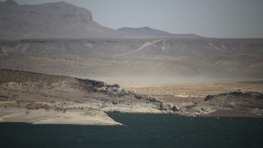 Elephant Butte during the day.