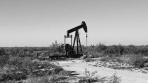 A black and white photo of an oil pump.