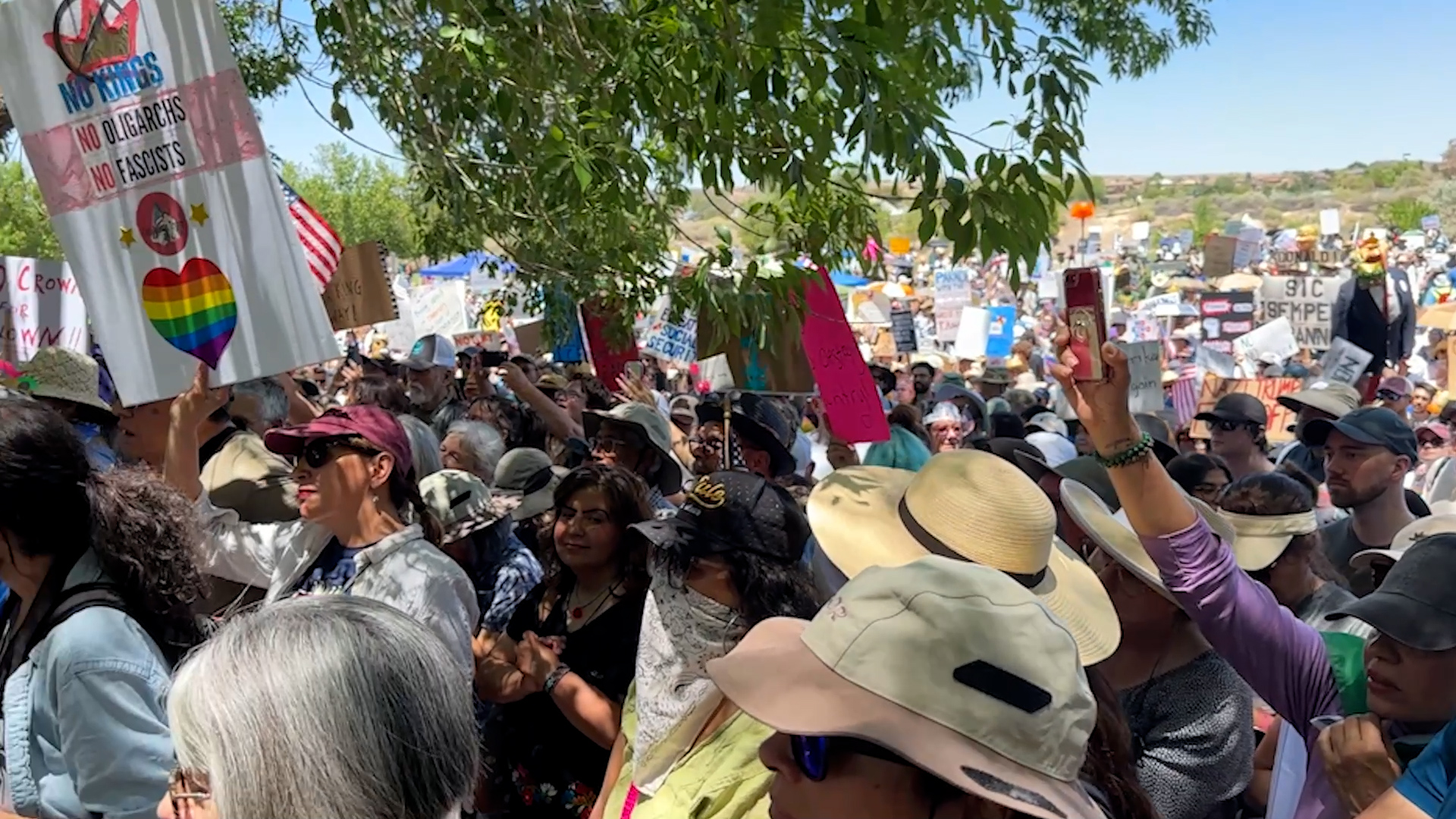 “No Kings” Protest Draws Thousands in ABQ