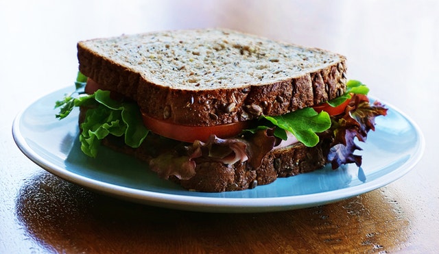 wheat-bread-sandwich-1209029 A sandwich on a plate.